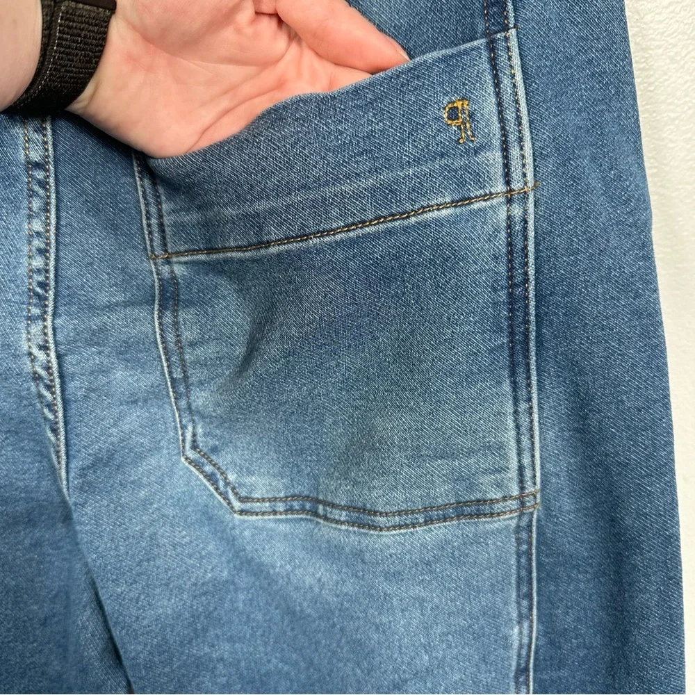 Pilcro Anthropologie Blue Wide Leg Cropped Barrel Denim Jeans Size 28 Tall Chic - Picture 8 of 15